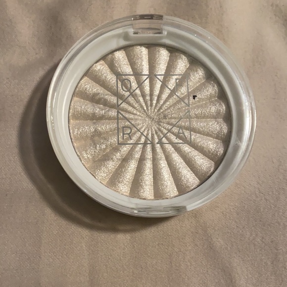 Fenty beauty, Ofra, and Morphe bundle!!! 🔥🔥🔥 - Picture 4 of 5